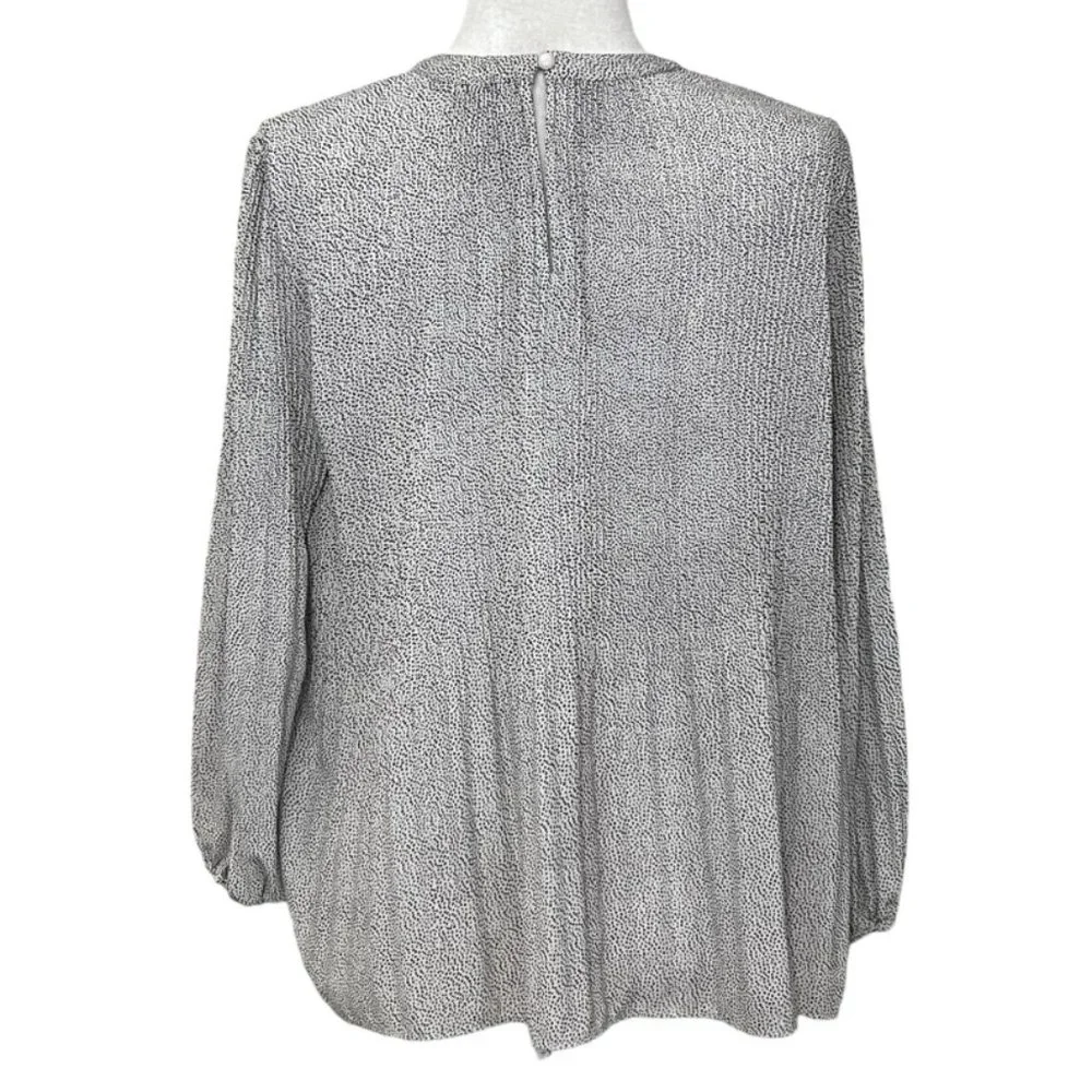 Adrianna Papell Women's Top Polka Dot Long Sleeve Size Small Relax Blouse Pleat - Picture 2 of 8